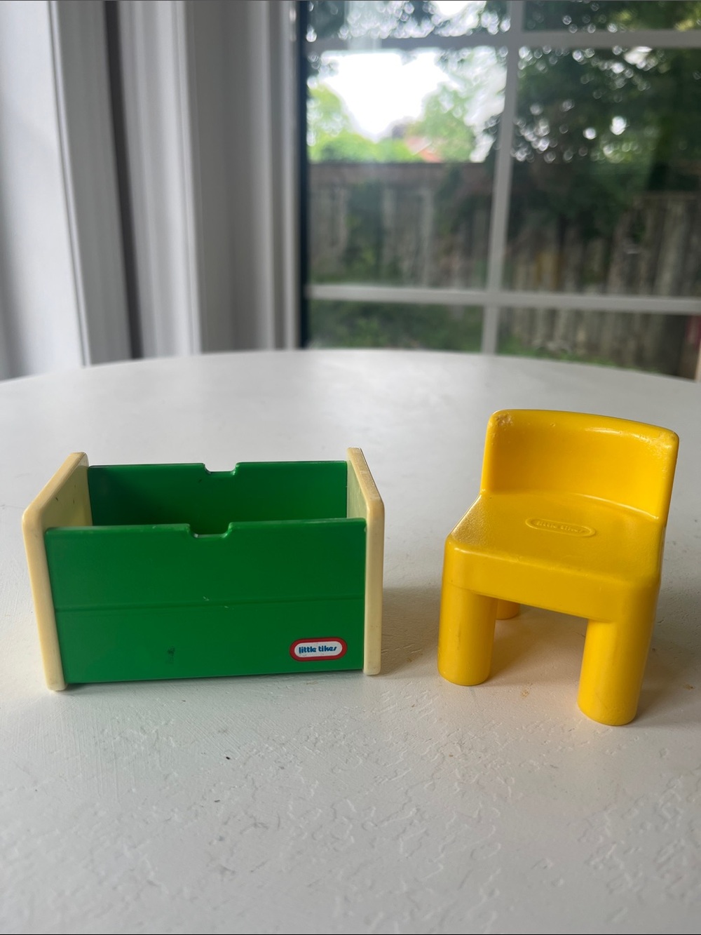 3/$15 Little Tikes Mini Yellow Chair and Green Toy Crate